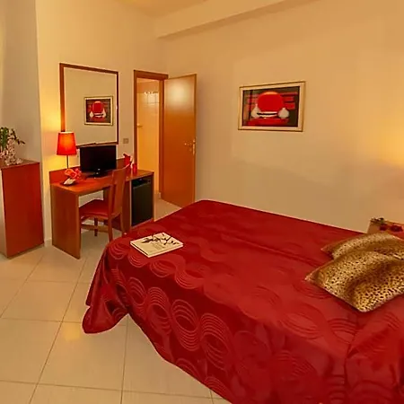 Solaria Hotel 3*
