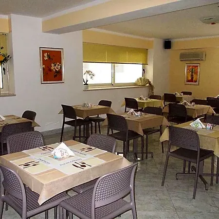 Solaria מלון